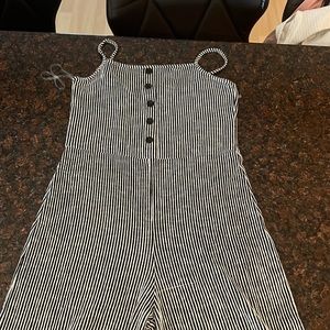 Capri length pant suit